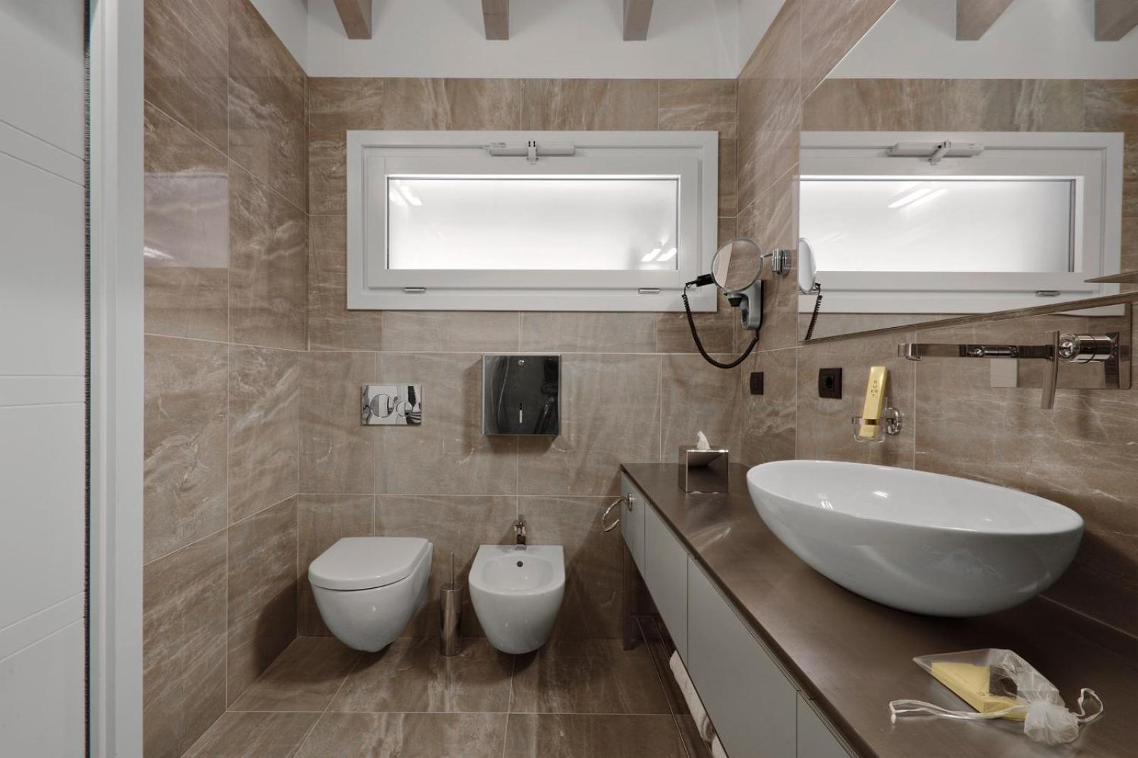 Residence Caffe Maya Maslianico Екстер'єр фото